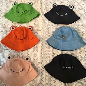 Kids' Smiley Face Bucket Hat Set